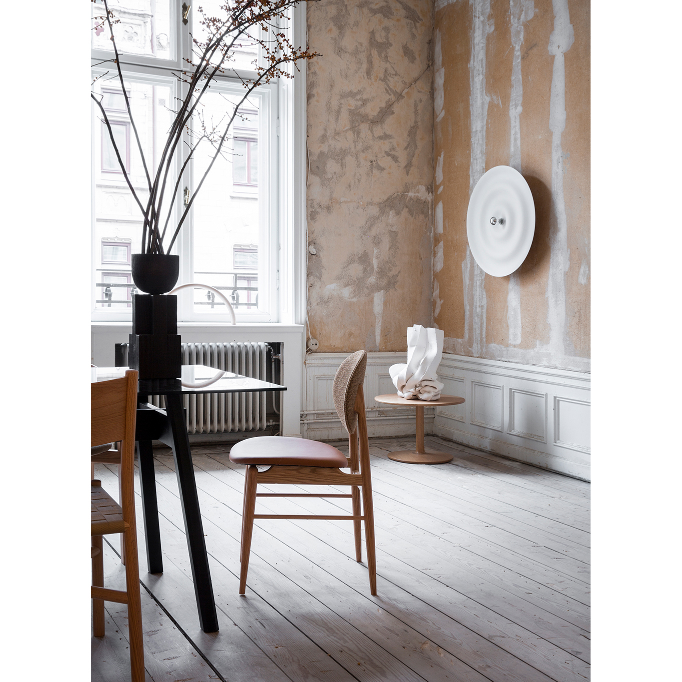 Outline Dining Chair