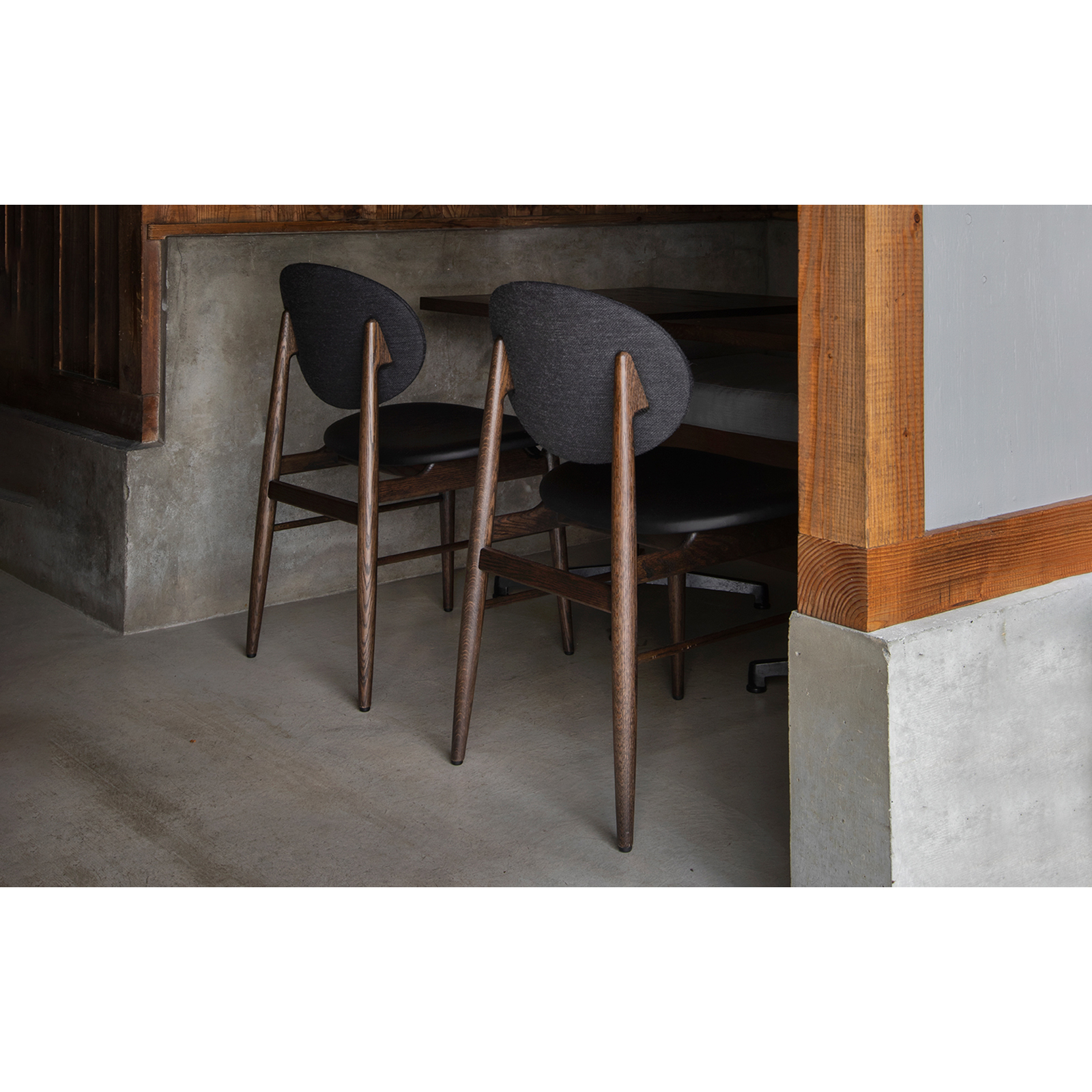 Outline Dining Chair