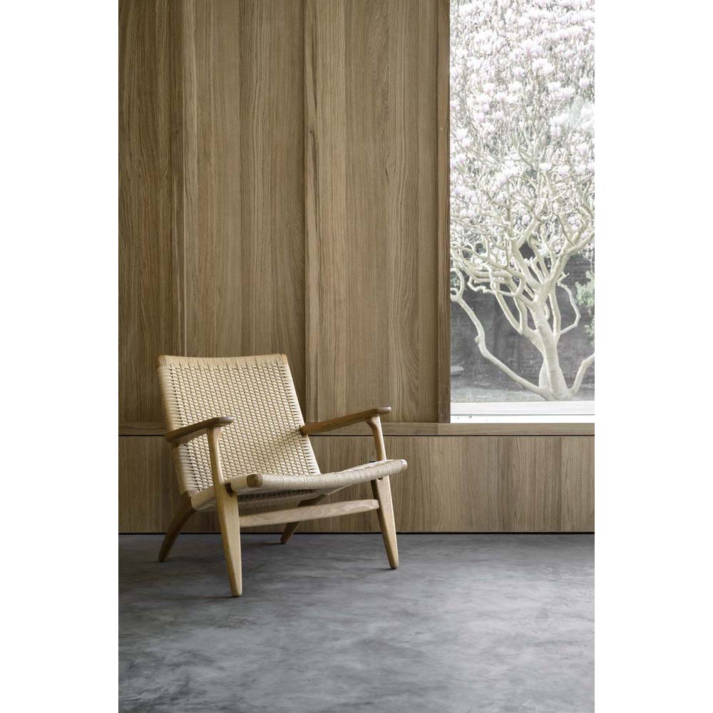 CH25 Lounge Chair