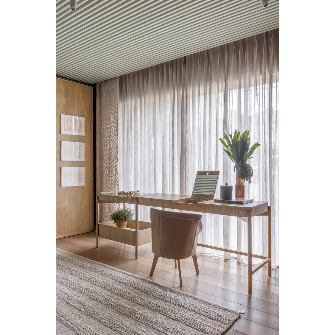 Oslo Desk