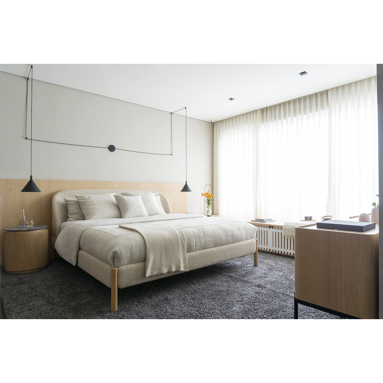 Luna Bed